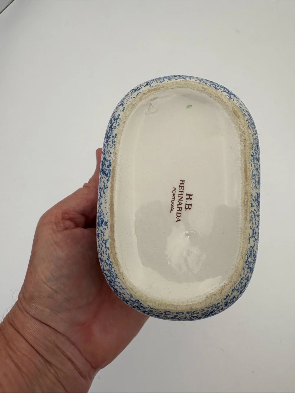 Hand-Painted Ceramic Toothbrush Holder with Heart and Floral Motif - Blue & Pink